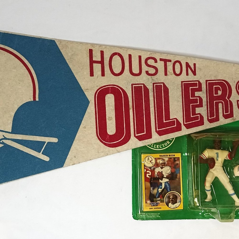Houston Oilers Vintage Football Pennant & Warren Moon Sealed Starting Line Up